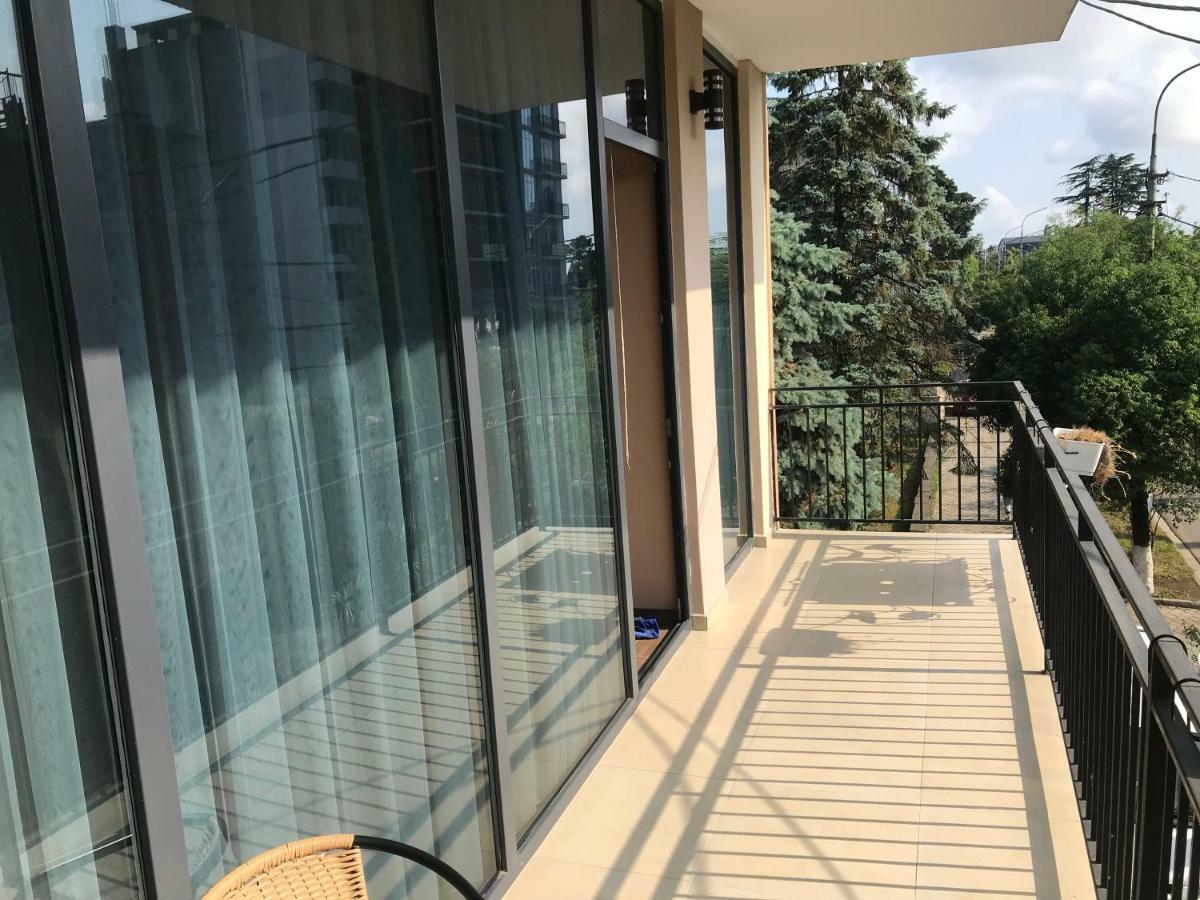 Guest House Nina Kobuleti Exterior foto